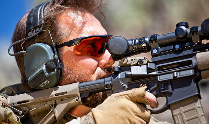 can you be a sniper with glasses