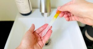 how to clean glass nail file