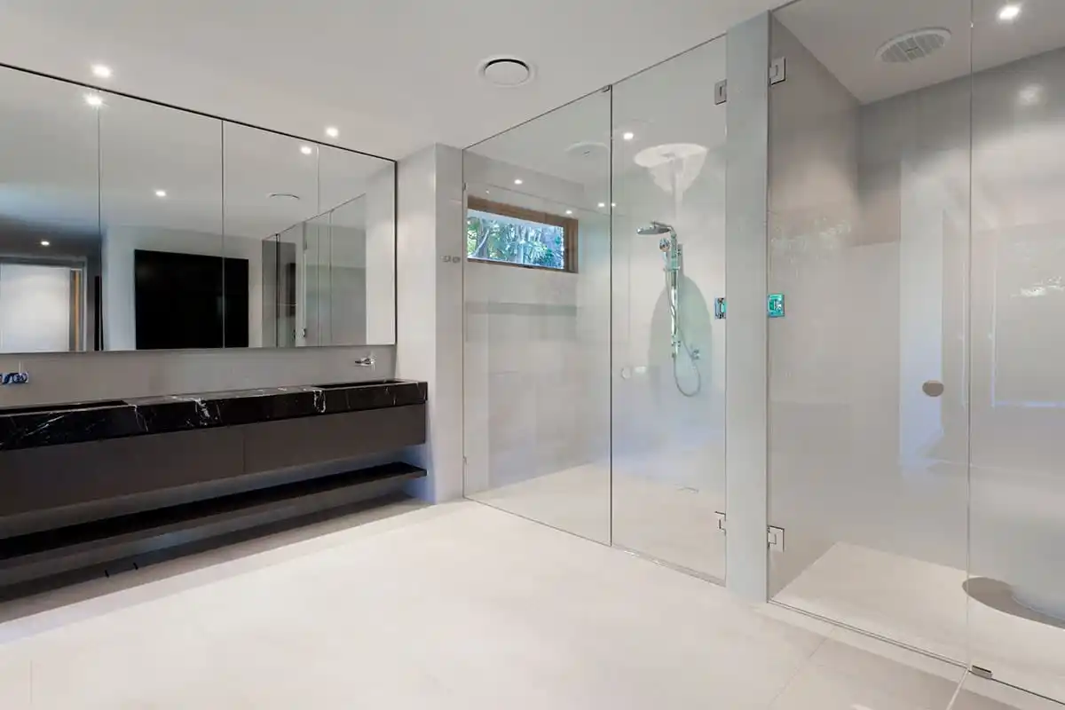 How to Easily Keep Your Glass Shower Doors Spotless