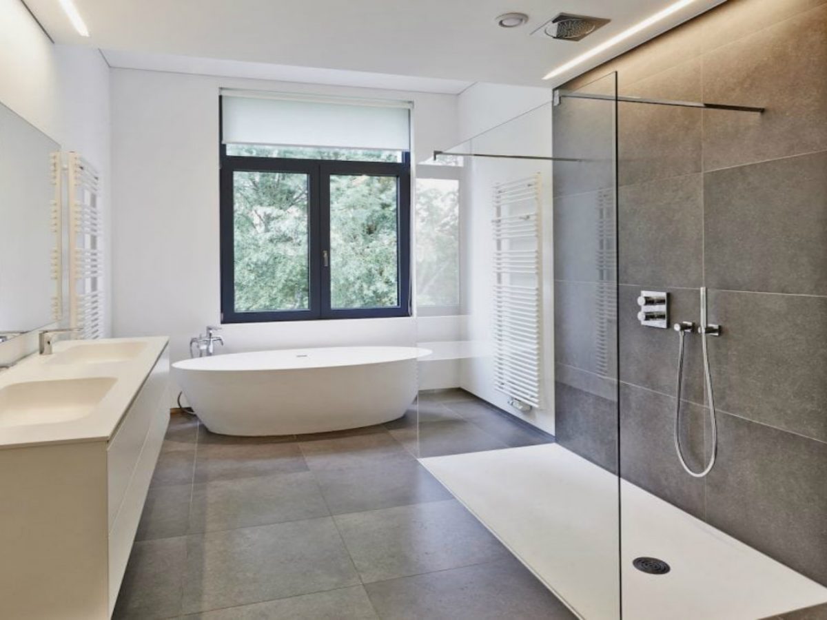 Secrets to Clean and Shine Your Glass Shower Doors