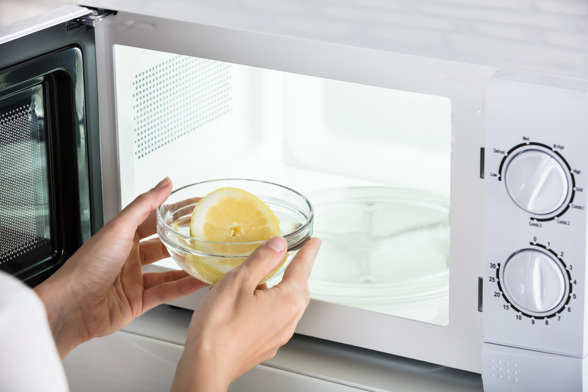 Find Out if You Can Safely Microwave Glass Cups